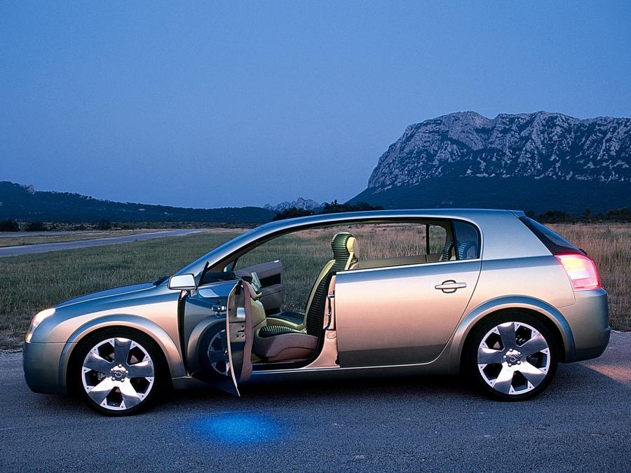  Opel Signum 2 Concept 2001 года  (фото 11 из 25)